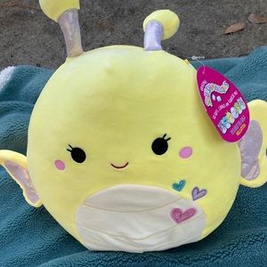 Nixie the butterfly 11 in / squishmallow RARE/NWT